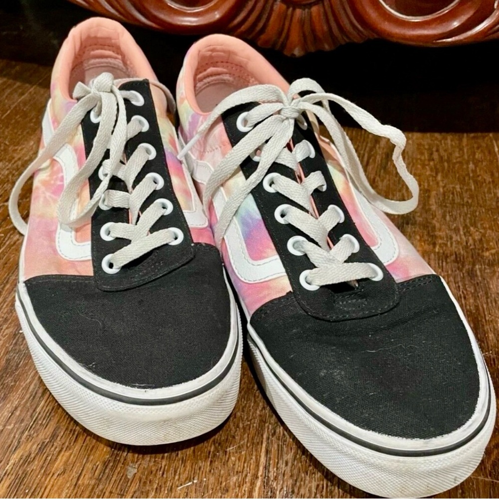 Vans Women's Tie-Dye Sneakers